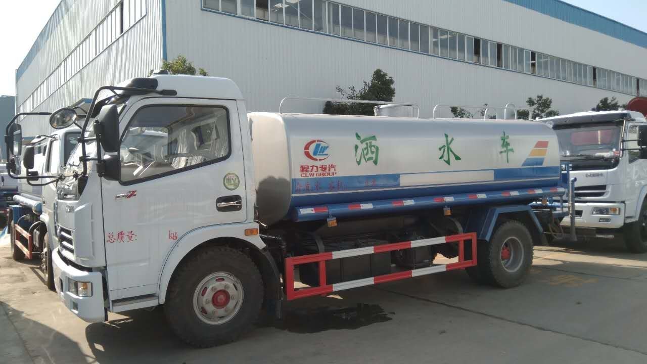 东风多利卡洒水车（国五 9.2吨）